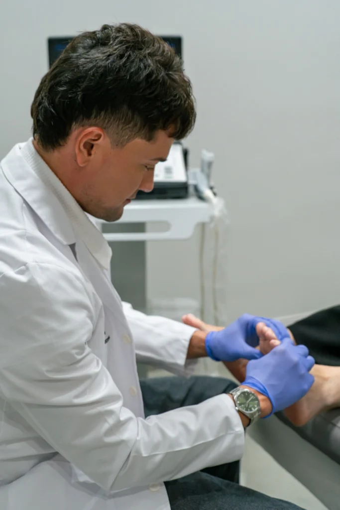 Uñas encarnadas: cuándo conviene una solución definitiva